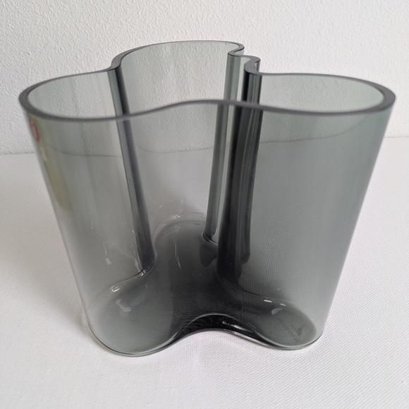 Vintage 2001 Savoy Vase Alvar Aalto 4.75"*6 120 mm Iittala, Finland, Smoke Gray - Picture 7 of 13